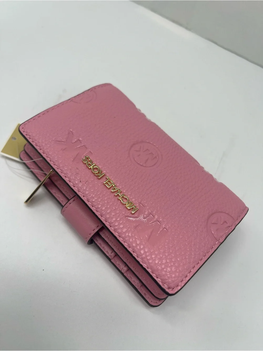 Michael KORS Jet Set Travel Md Zip CN Logo Debossed Bifold Wallet Carnation  NWT